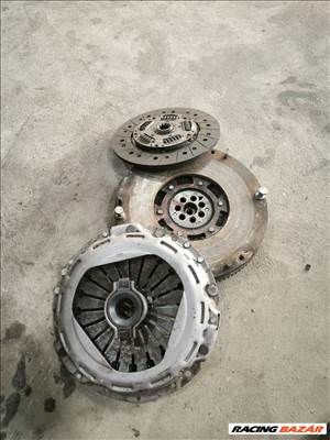 Iveco DAILY 06- 2.3 Kuplung kuplungtárcsa szerkezet lendkerék 4828 504084401 504241936