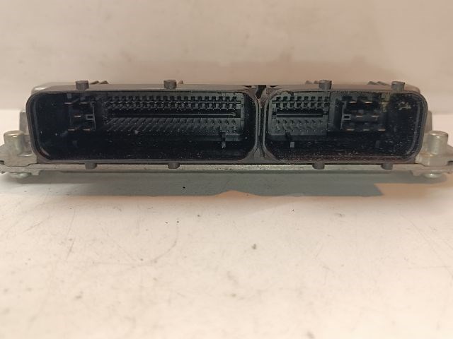 VW PASSAT (3B3) Motorvezérlő 4. kép