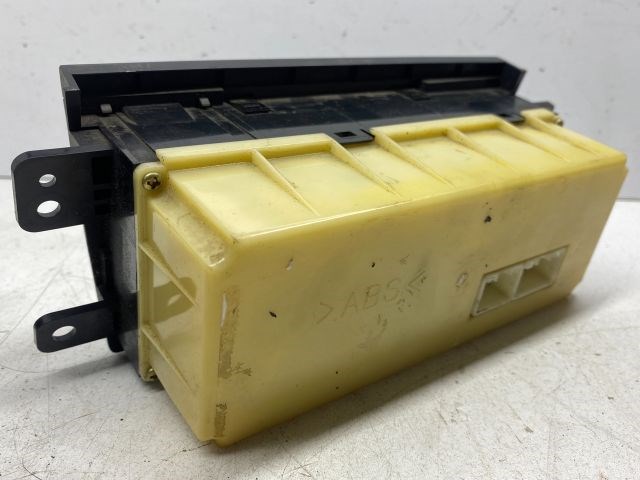 MAZDA PREMACY (CP) Fűtéskapcsoló (digit klímás) 6. kép