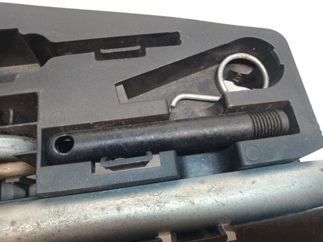 AUDI A6 C6 Szerszámkészlet 5. kép