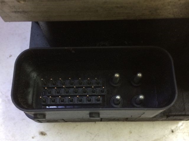 BMW 3 E36 ABS Kocka 4. kép
