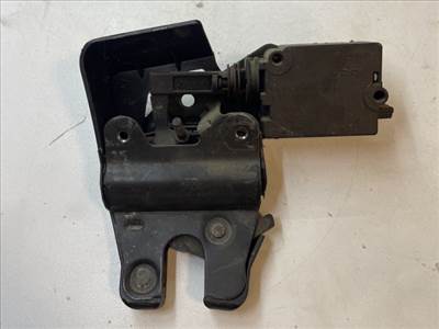 BMW 7 (E65, E66, E67) Csomagtérajtó Zárszerkezet