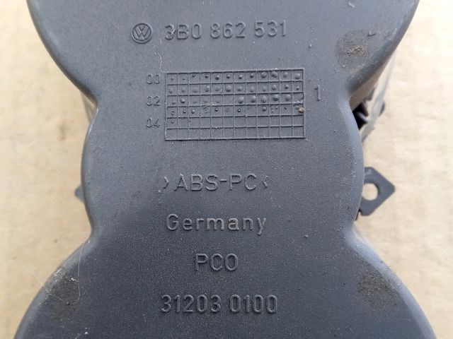 VW PASSAT Variant (3B6) Pohártartó 3. kép