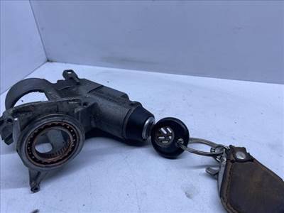 VW JETTA II (19E, 1G2, 165) Gyújtáskapcsoló Házzal