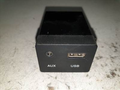 KIA CEED SW (ED) USB Aljzat