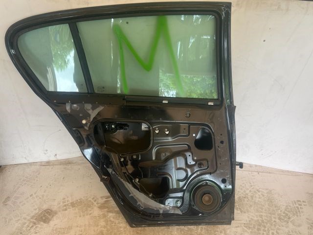 OPEL ASTRA H Bal hátsó Ajtó (Részeivel) 2. kép