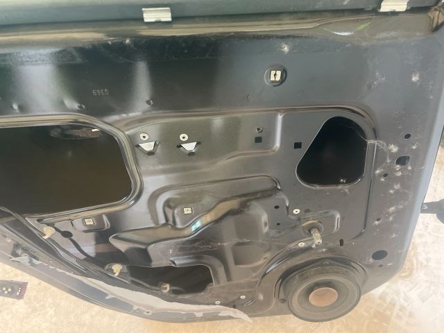 OPEL ASTRA H Bal hátsó Ajtó (Részeivel) 6. kép