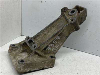 MERCEDES-BENZ SPRINTER 2-t alváz (901, 902) Motor Tartó Bak Bal