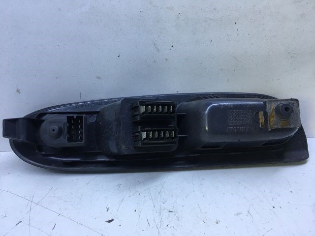 RENAULT CLIO II (BB0/1/2_, CB0/1/2_) Bal első Ablakemelő Kapcsoló 2. kép