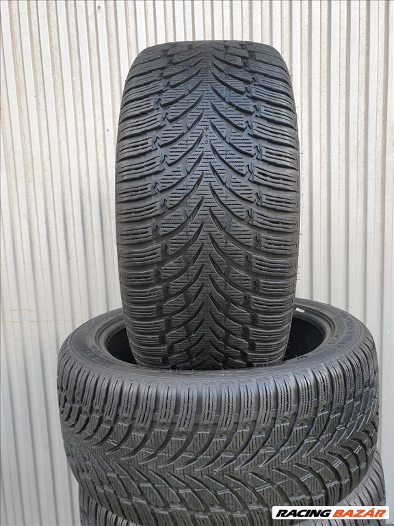  285/40 21 Nokian WR SUV4 2. kép