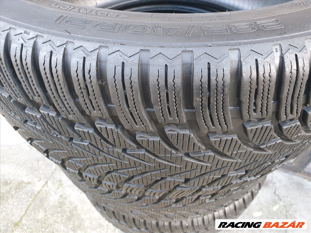  285/40 21 Nokian WR SUV4 5. kép