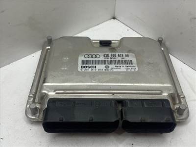 AUDI A4 (8D2, B5) Motorvezérlő