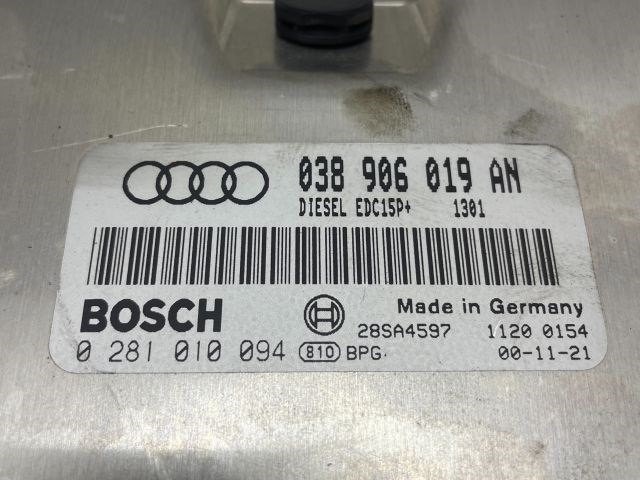 AUDI A4 (8D2, B5) Motorvezérlő 3. kép