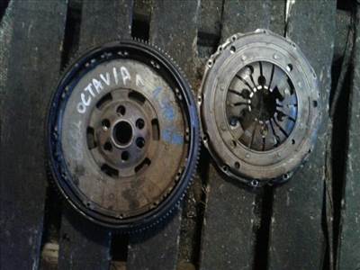 SKODA OCTAVIA I (1U2) Kuplung Szett Lendkerékkel