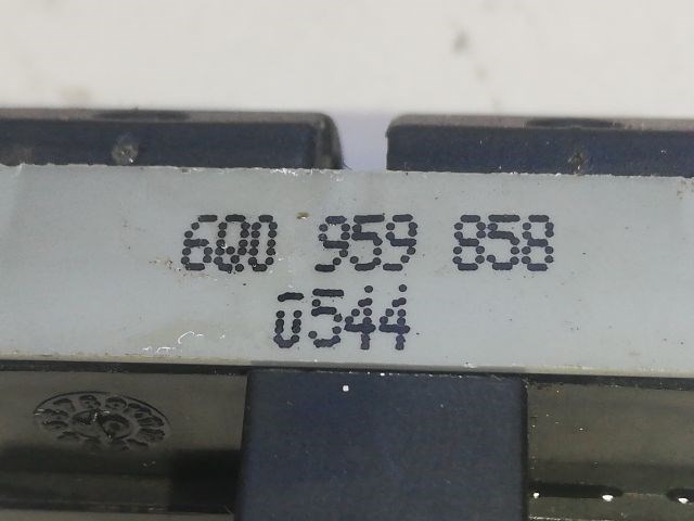 SEAT CORDOBA II Bal első Ablakemelő Kapcsoló 3. kép