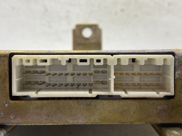 SUZUKI SWIFT II Ferdehátú (EA, MA) Motorvezérlő 4. kép