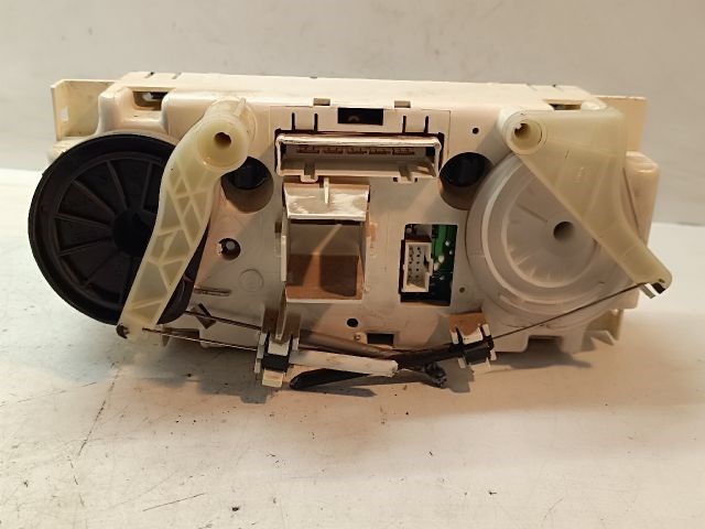 OPEL ASTRA G Ferdehátú (F48_, F08_) Fűtéskapcsoló (Nem klímás) 2. kép