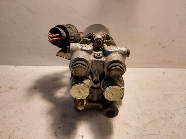 BMW 3 (E36) ABS Kocka 3. kép