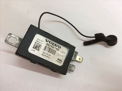 VOLVO C30 Antenna Erősítő
