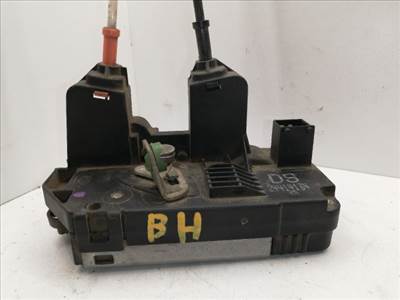 OPEL ZAFIRA A (F75_) Bal hátsó Ajtózár