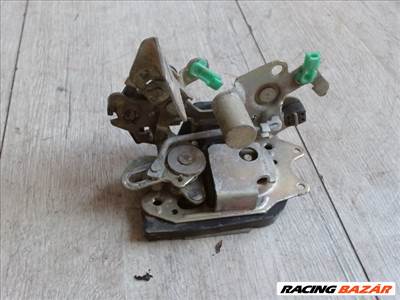 SUZUKI SWIFT 96-05 Bal hátsó ajtó zárszerkezet mechanikus