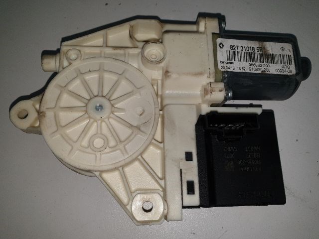 RENAULT FLUENCE (L30_) Bal hátsó Ablakemelő Motor 1. kép