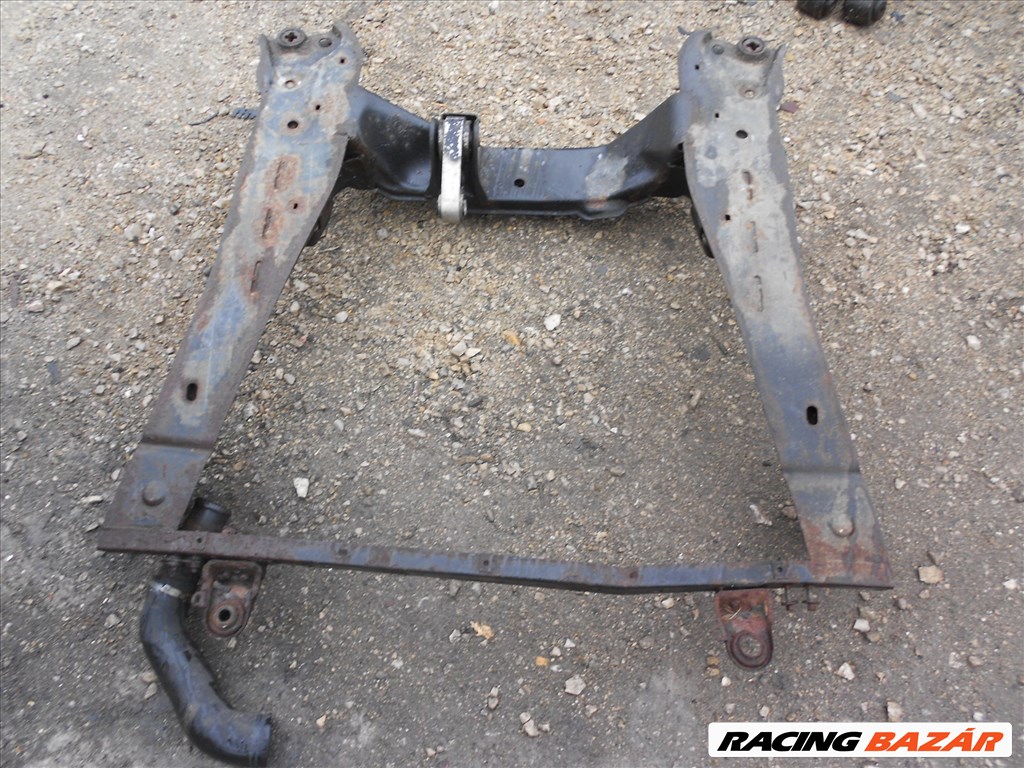 Ford Mondeo Mk3 2.0 16V TDCI Turnier első bölcső  1. kép