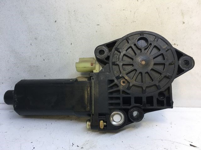 HYUNDAI TRAJET (FO) Jobb hátsó Ablakemelő Motor 1. kép