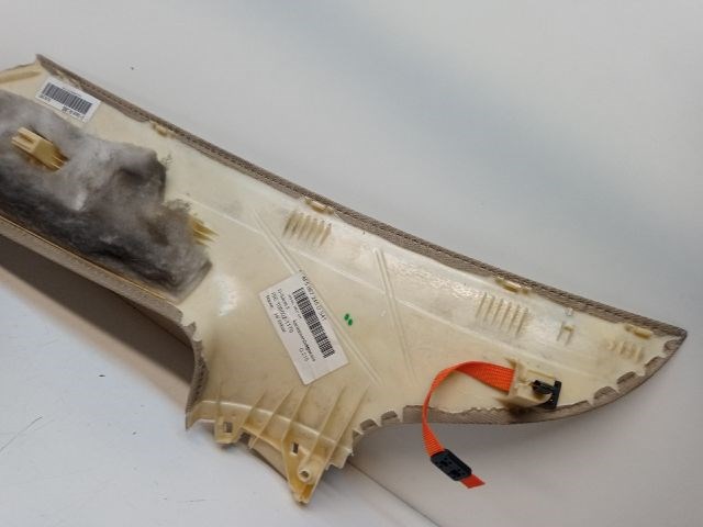 AUDI A6 C6 Bal D Oszlop Burkolat 5. kép