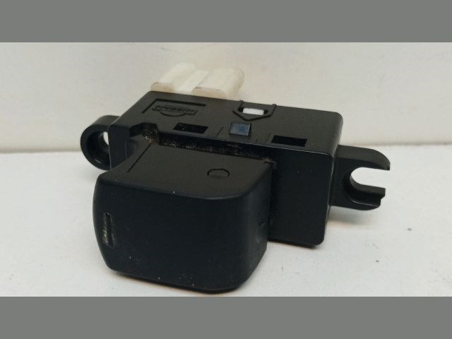 SUBARU FORESTER Jobb első Ablakemelő Kapcsoló 1. kép