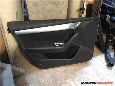 Skoda Octavia III bal első ajtókárpit 