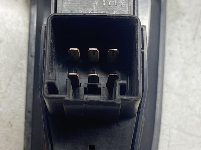 VOLVO S60 Jobb hátsó Ablakemelő Kapcsoló 4. kép