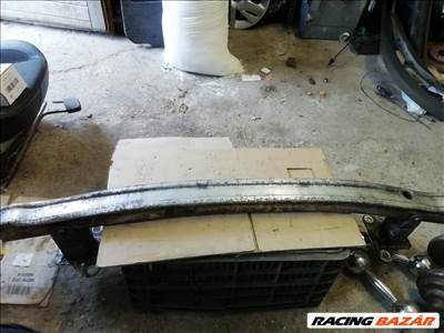 Renault Mégane II Első lökhárító merevítő 8200534771