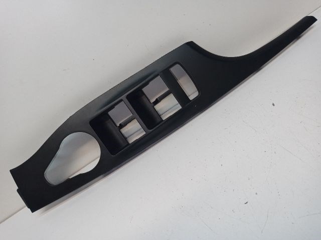 HYUNDAI i40 Bal első Ablakemelő Kapcsoló Keret 1. kép