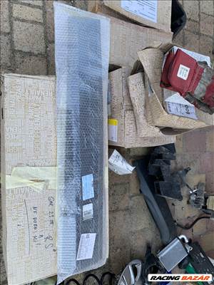 Renault Scénic III Bal első ajtó aljára díszcsík ajtódíszléc 808774924r