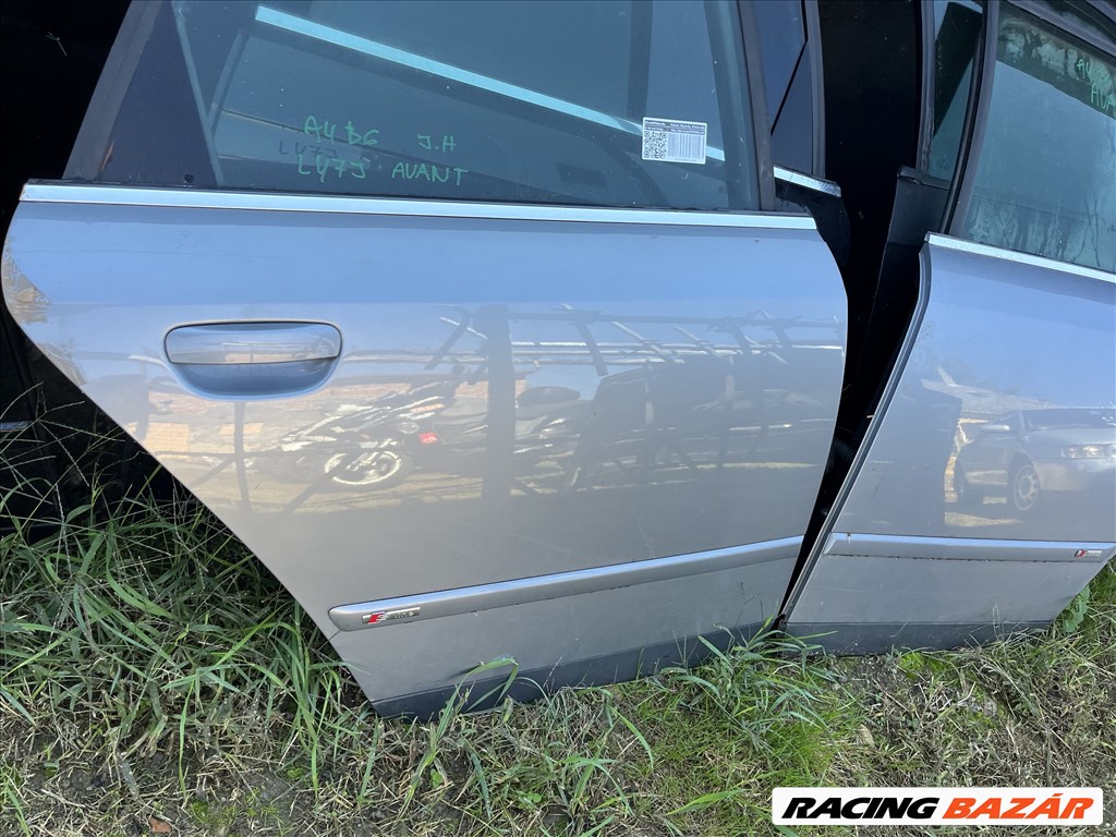Audi A4 (B6/B7) B6/B7 Jobb hátsó ajtó ly7J 1. kép