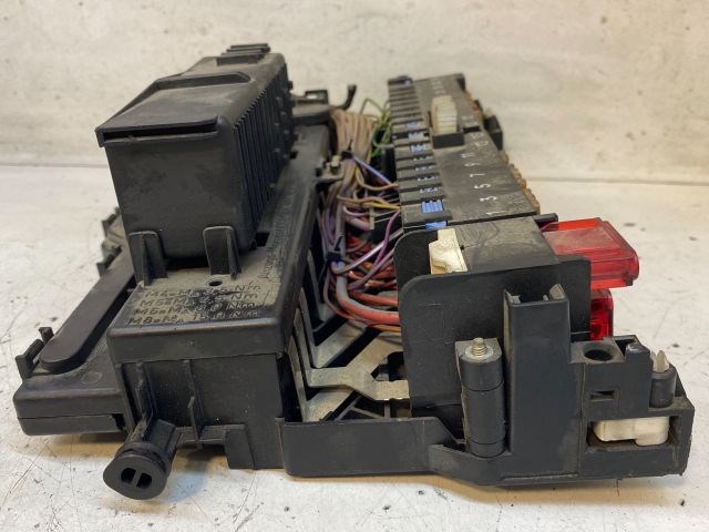 BMW 3 E46 Biztosítéktábla Doboz 4. kép