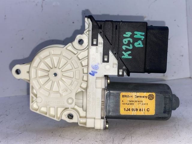 VW GOLF IV Bal hátsó Ablakemelő Motor 1. kép