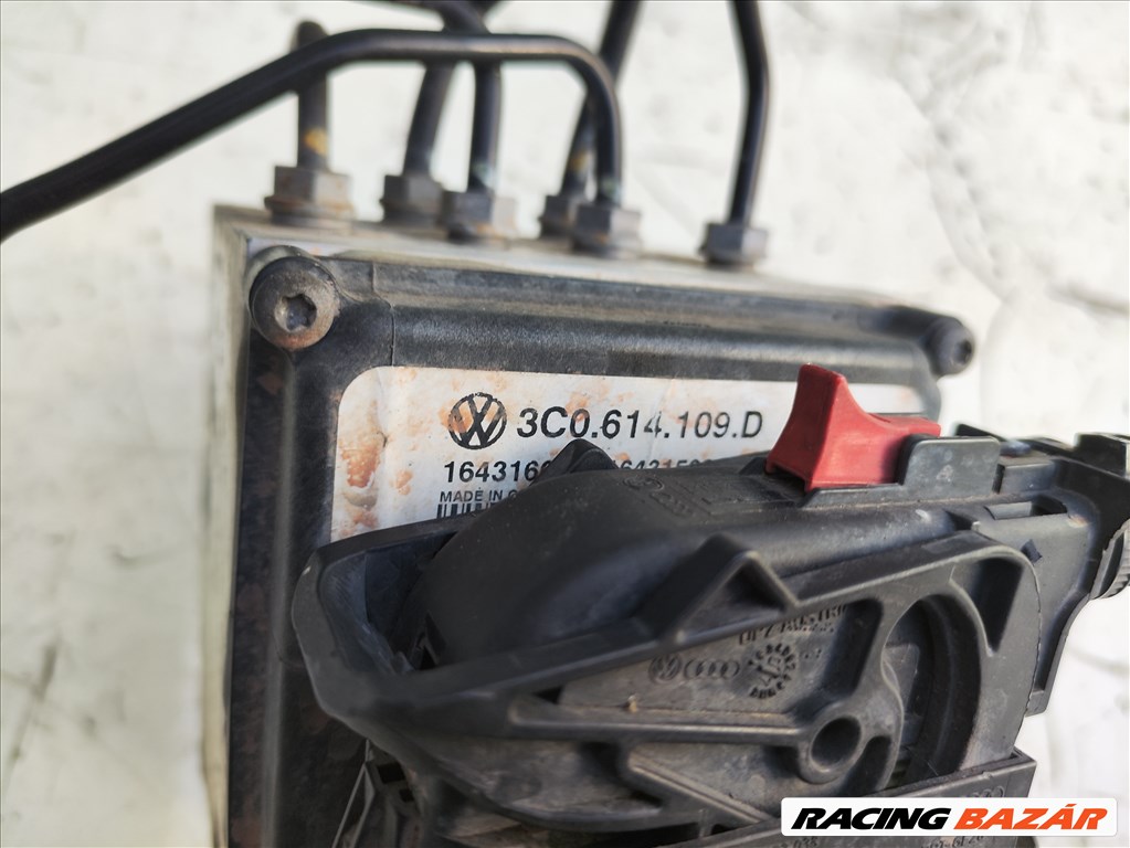 Volkswagen Passat B6 2.0 TDI ABS kocka  3c0614109d 4. kép