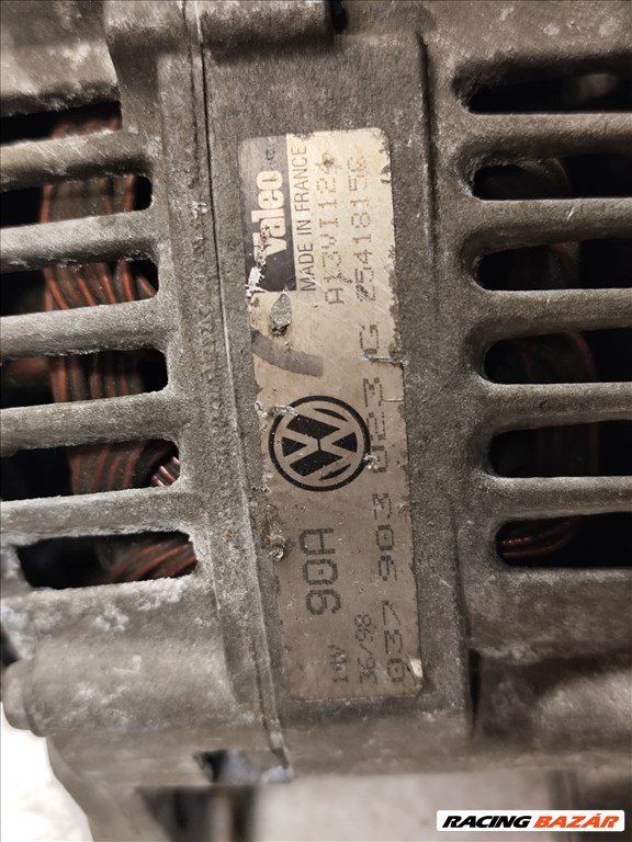 Volkswagen Valeo generátor 90A 037903023G A13VI124 2541815C 3. kép