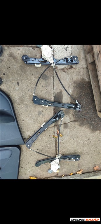BMW 1-es sorozat E81, E82, E87, E88 Bmw 1es e81e82e87 ajtó határoló eladó  4. kép