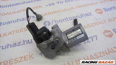 Toyota Prius Eladó gyári, bontott főfékhenger 