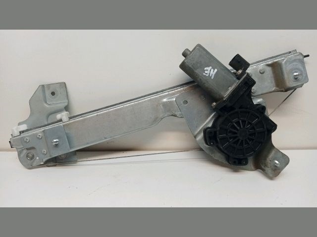 DACIA DUSTER Jobb hátsó Ablakemelő Motor 1. kép