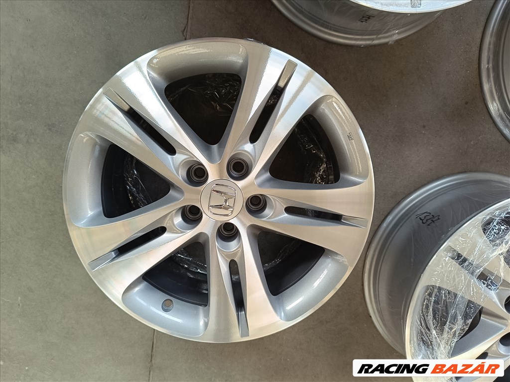  5x114.3 lyukosztású 8JJ 18" felújított (gyári felni) alufelni 2. kép