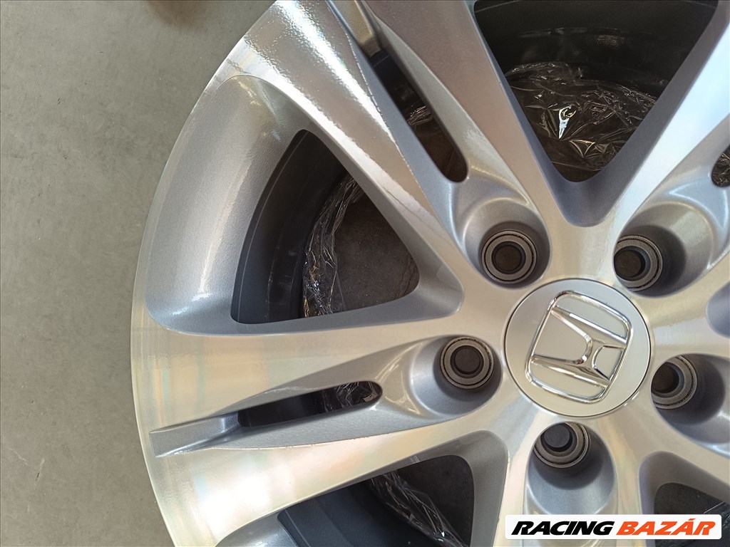  5x114.3 lyukosztású 8JJ 18" felújított (gyári felni) alufelni 3. kép