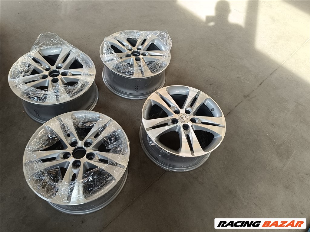  5x114.3 lyukosztású 8JJ 18" felújított (gyári felni) alufelni 4. kép