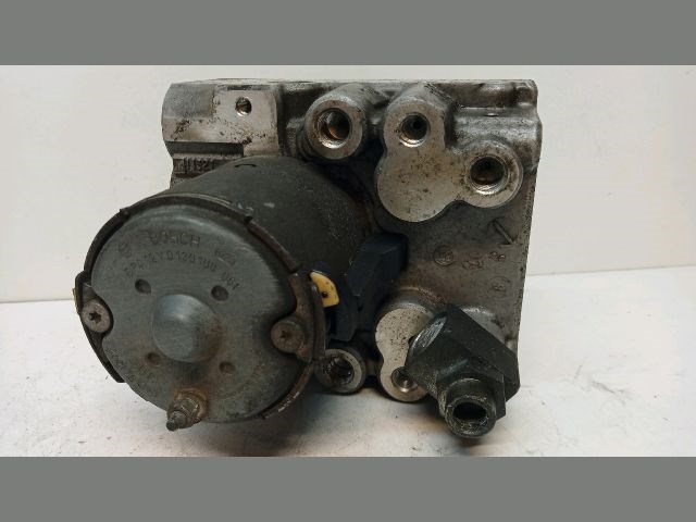 BMW 5 E39 ABS Kocka 4. kép