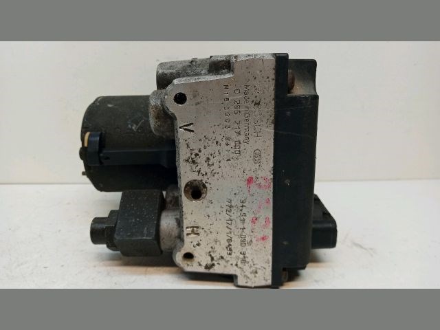 BMW 5 E39 ABS Kocka 5. kép