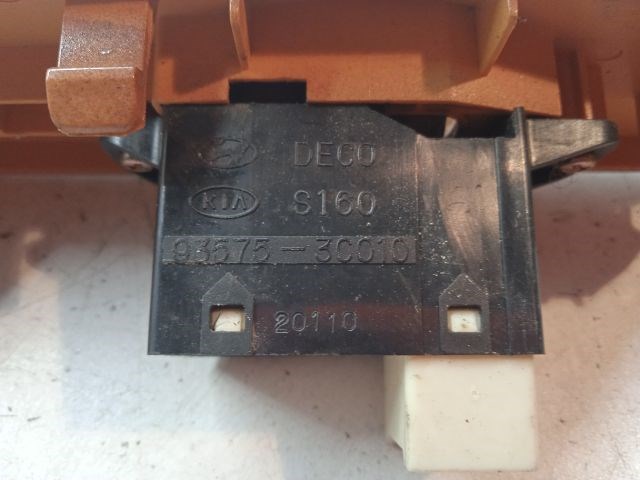 KIA MAGENTIS Bal hátsó Ablakemelő Kapcsoló 3. kép