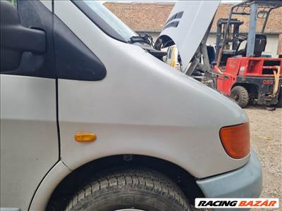Mercedes Vito 638 jobb első sárvédő